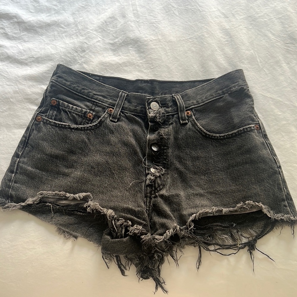 Levi’s 501 Cut-offs